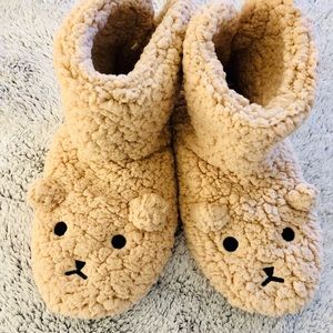 Cute teddy bear bootie slippers